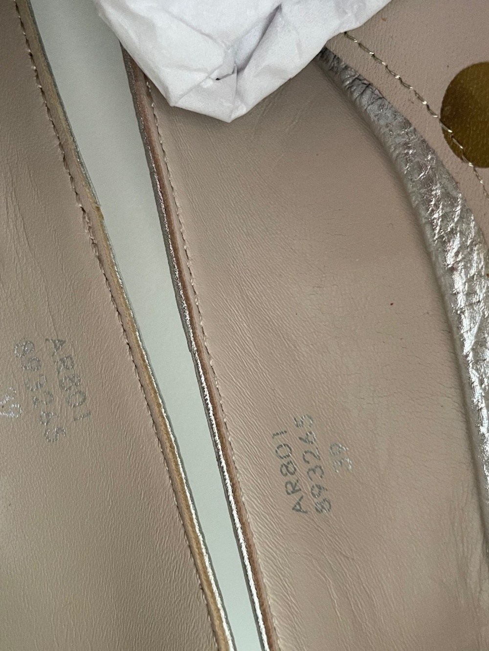 NIB Boden Silver Flats size 8.5 - Picture 9 of 9
